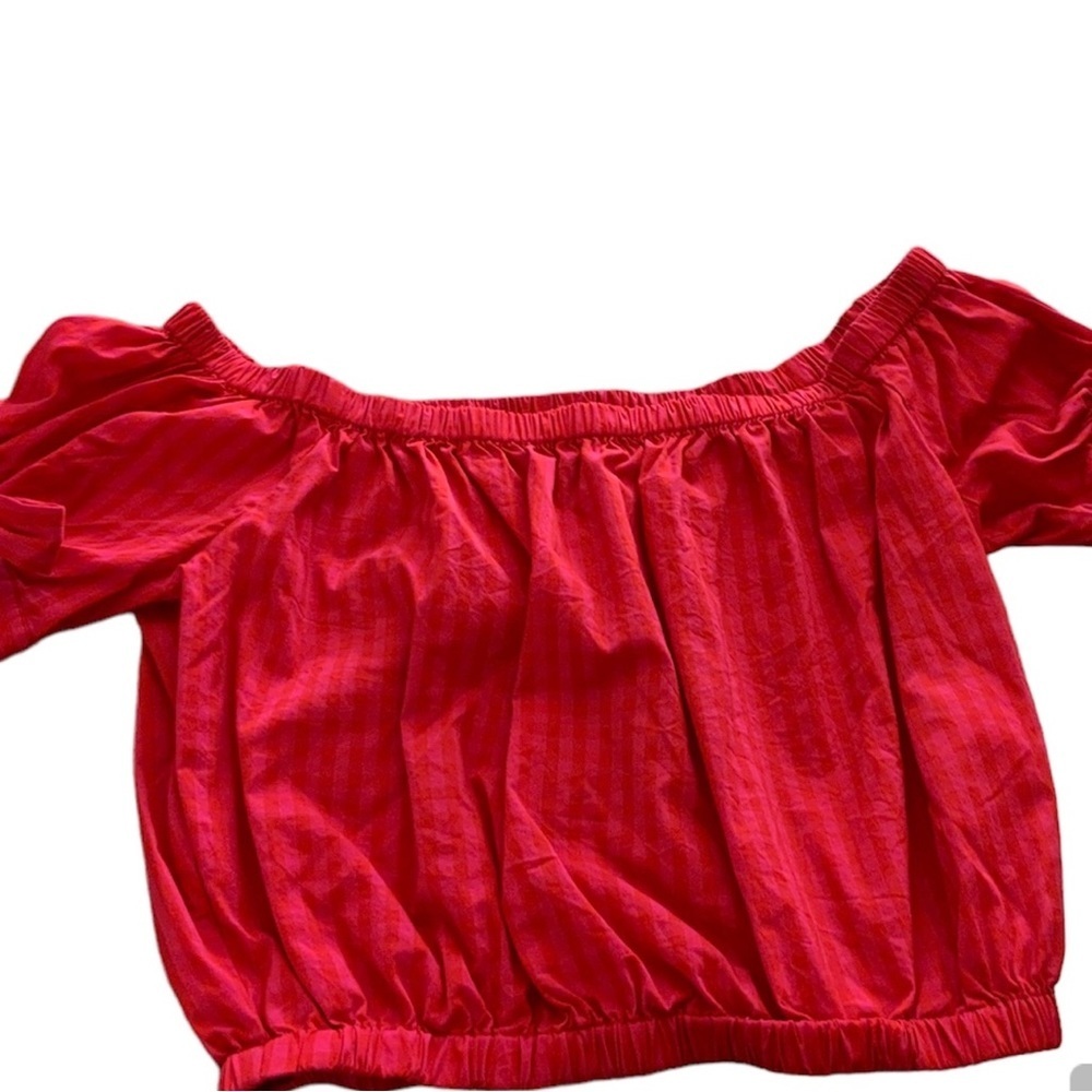 Pink off the shoulder crop top  #1034 - Picture 2 of 4